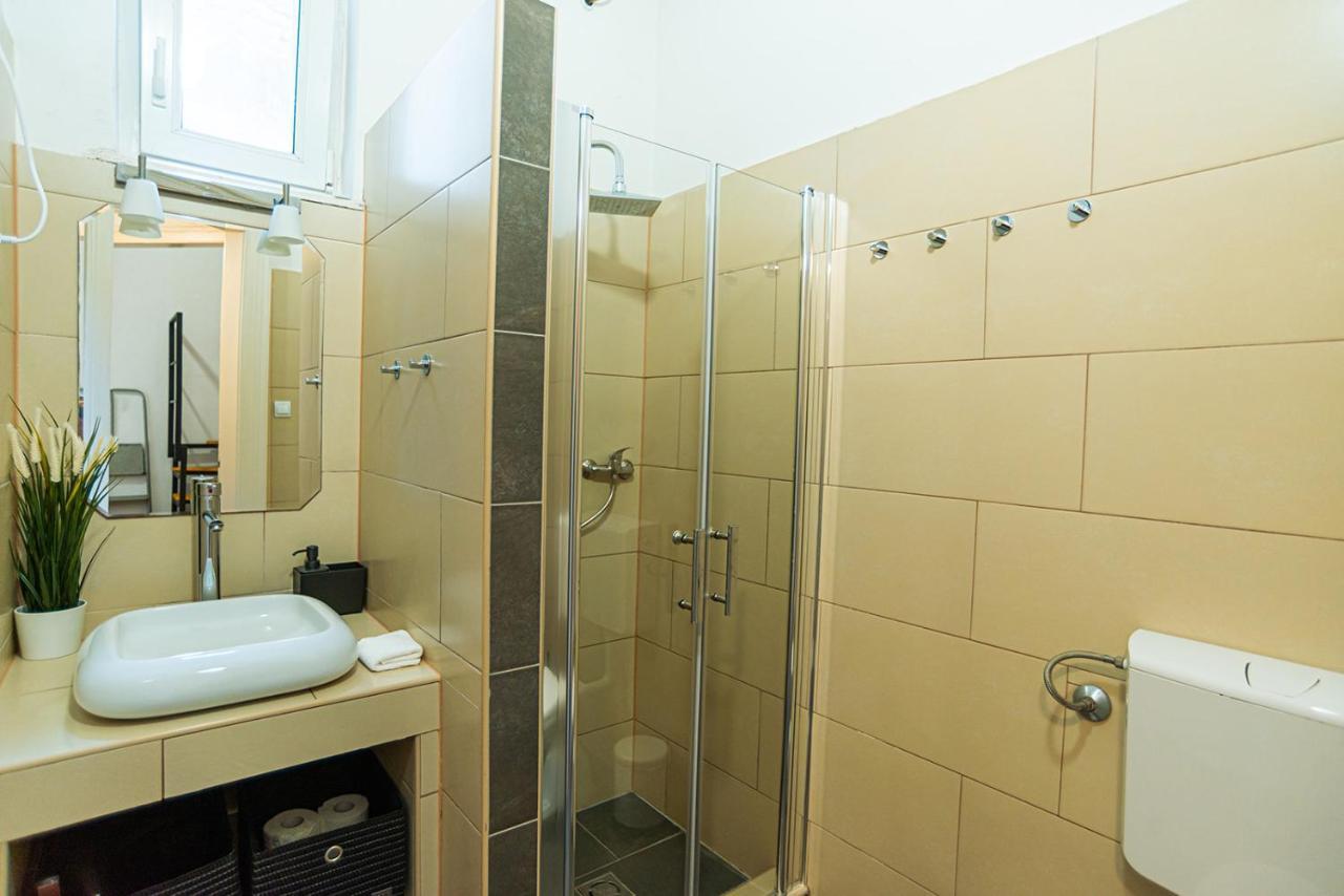 Cosy Corner - Entire Apartment Near Oktogon Budapest Exteriör bild